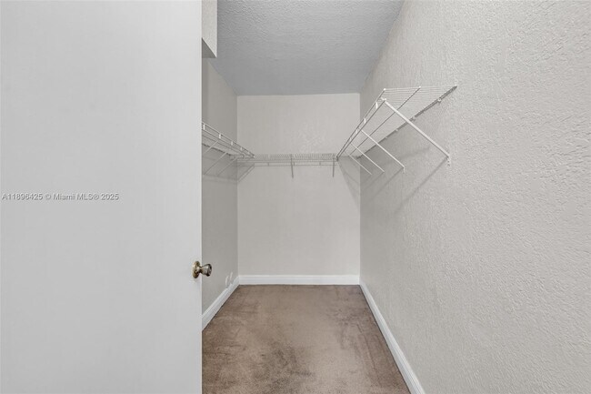 Building Photo - 3680 N 56th Ave