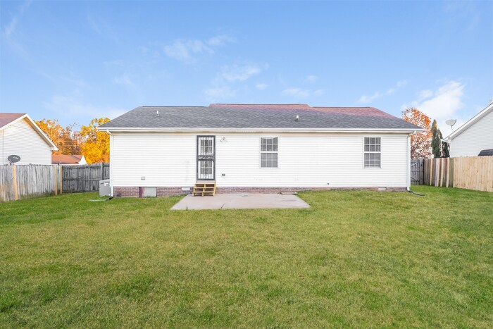 Building Photo - 1026 Mile High Dr