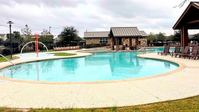 Building Photo - 10805 Tildon Ave