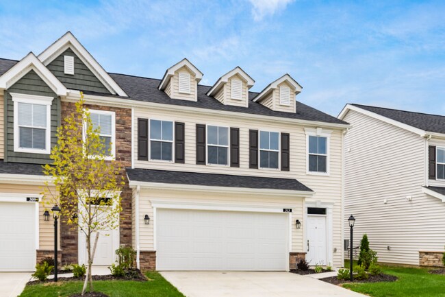 Building Photo - 313 Lenell Lp