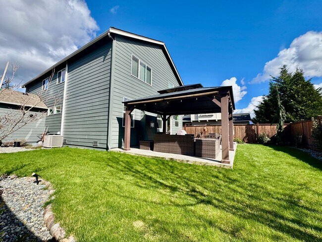 Building Photo - 4 Bedroom Home in Family friendly Cul-de-sac in Maple Valley