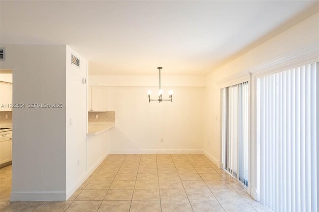 Building Photo - 7028 SW 106th Pl