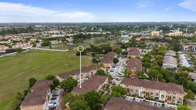 Building Photo - 17640 NW 73rd Ave