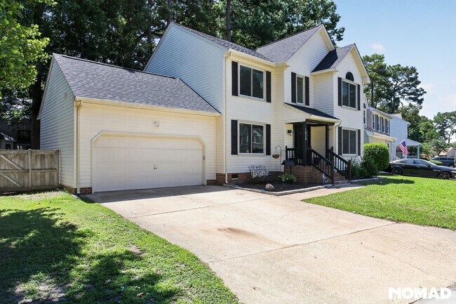 Building Photo - Spacious 4BR Condo in Newport News