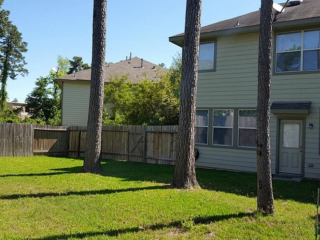 Building Photo - 111 Gallery Cove Ct