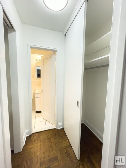 Building Photo - EAST 35 STREET