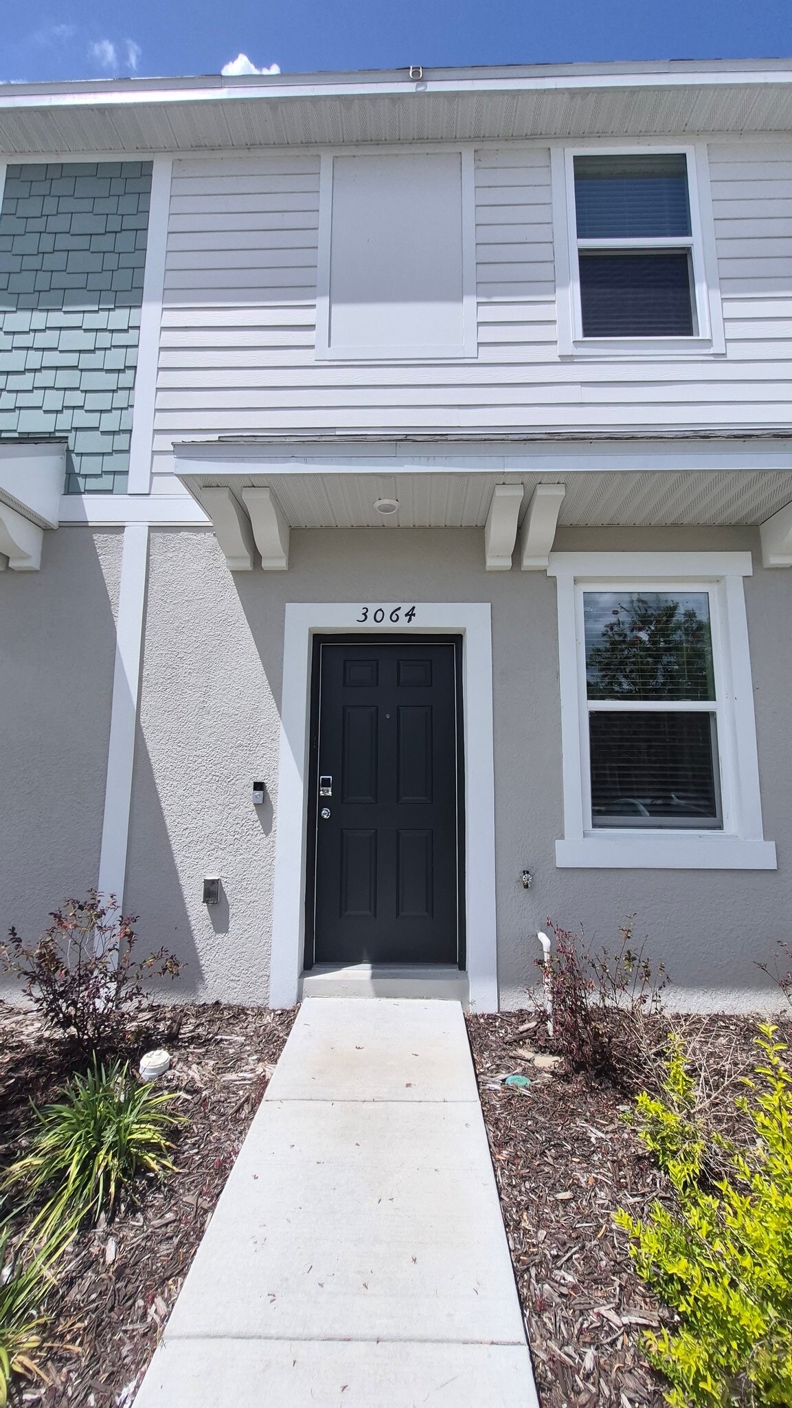 Building Photo - 3064 Skyline Lp
