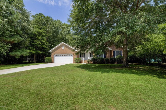 Building Photo - 203 Wagon Wheel Way
