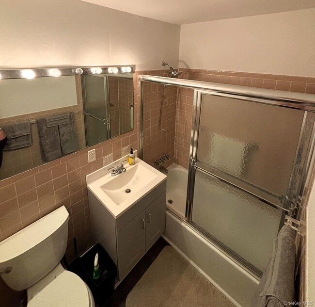 Building Photo - 26 Layton Ave