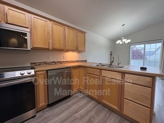 Building Photo - 5651 Sapphire Loop