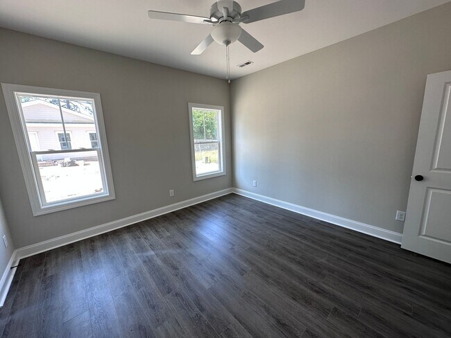 Building Photo - 4308 Peachtree Ave