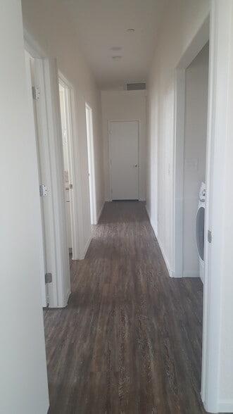 Primary Photo - 1566 Tilman Ln