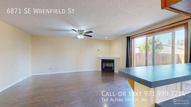 Building Photo - 6871 SE Wrenfield St