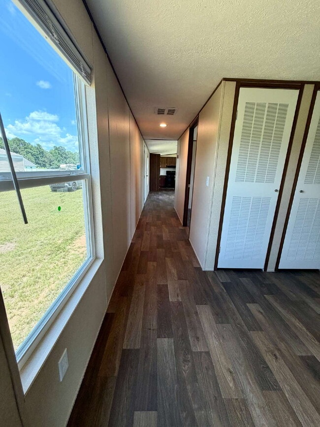 Building Photo - MOBILE HOME FOR RENT IN REHOBETH