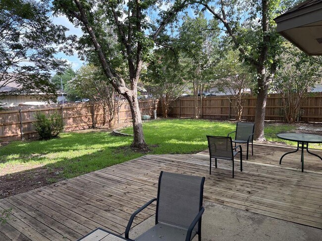 Building Photo - 14707 Single Trce