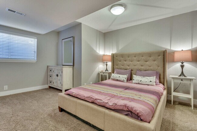 Building Photo - 7492 Brighton Way