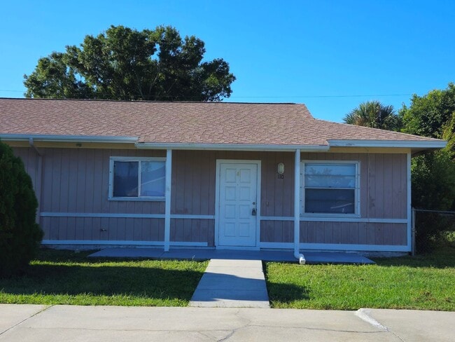 Primary Photo - Very Cozy 2 Bedroom 1 Bath with Water incl...