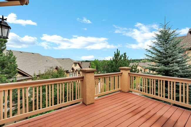 Building Photo - LUXURY PATIO HOME IN DISTRICT 20 SHOWING B...