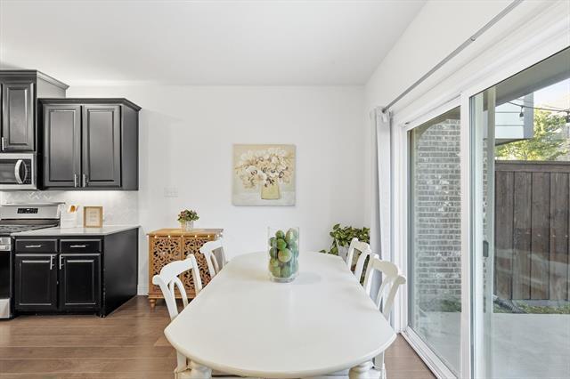 Building Photo - 982 Mikaela Dr