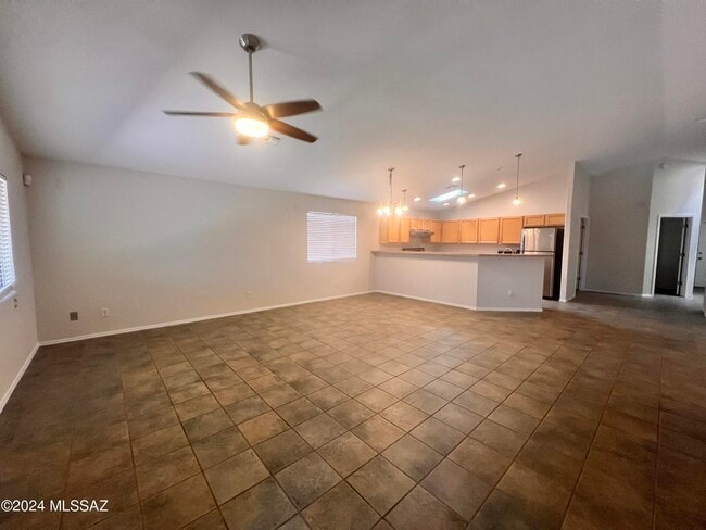 Building Photo - 2875 W Simplicity Dr