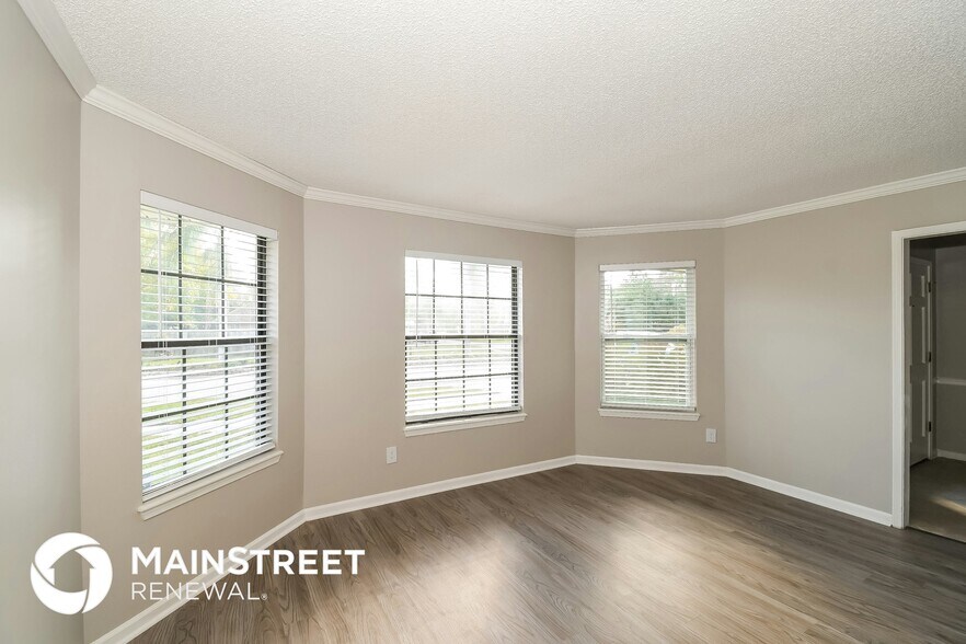 Building Photo - 12461 Hickory Hollow Dr