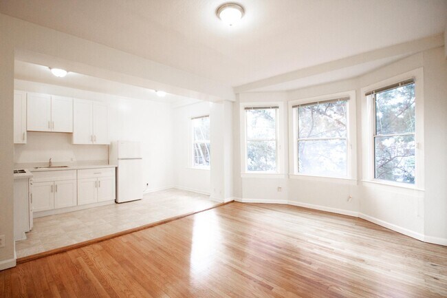 Building Photo - 665 Eddy