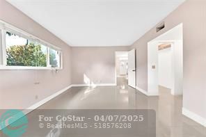 Building Photo - 7897 Golf Cir Dr