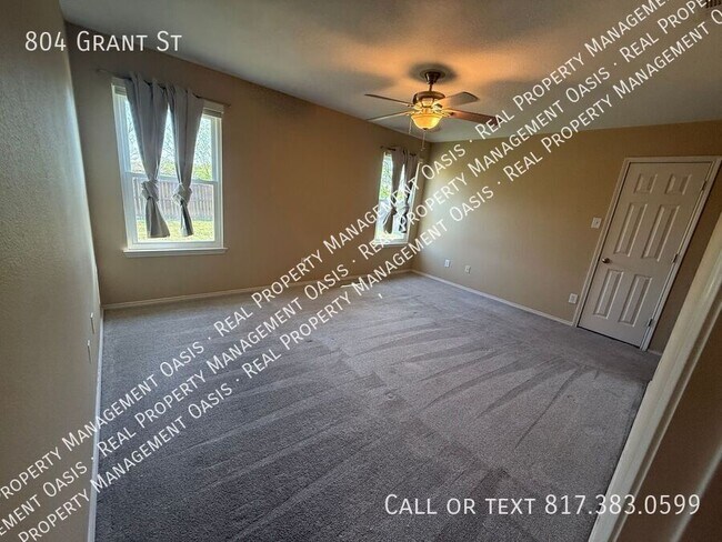 Building Photo - 804 Grant St