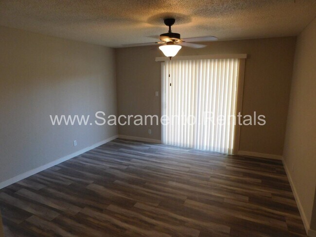 Building Photo - 2 br, 1 bath House - 1497 Janrick Ave
