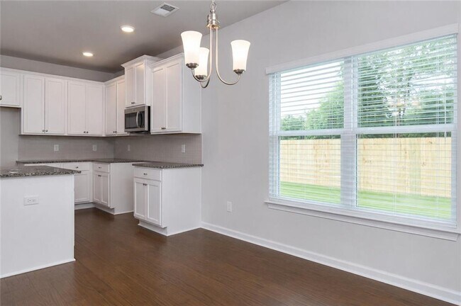 Building Photo - 3370 Highbury Way
