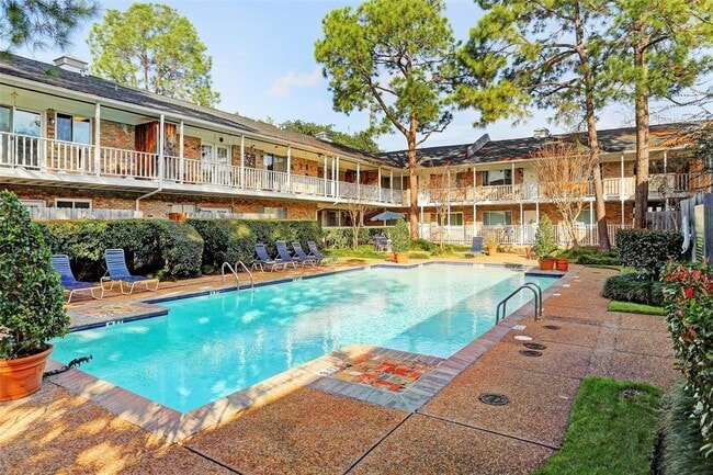 Building Photo - 4040 San Felipe St