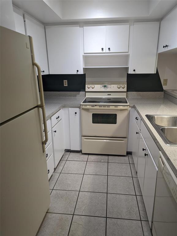 Building Photo - 2311 Beneva Terrace