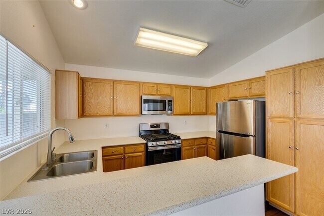 Building Photo - 8216 Ogee Dr