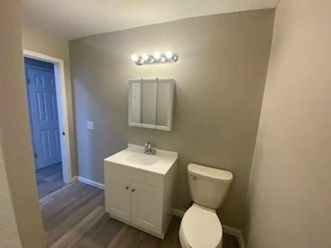 Building Photo - 1704-1706 Harrison St (J&amp;L)