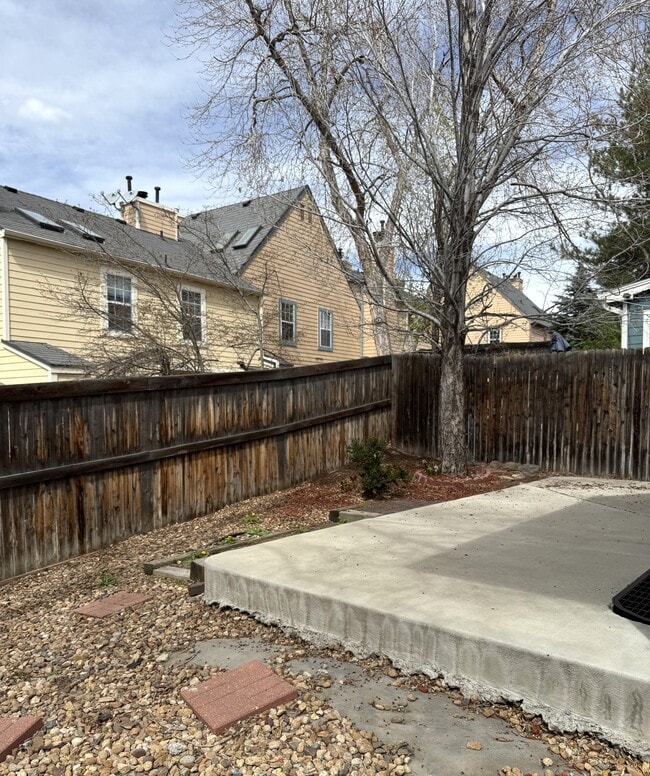 Building Photo - 9362 W Coal Mine Ave