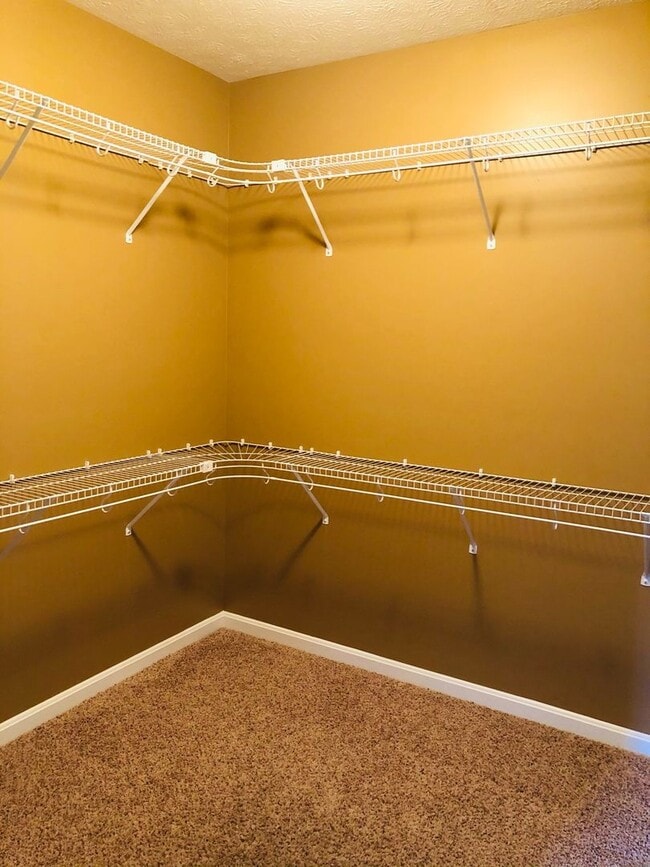 Building Photo - 102 Ethan Ct