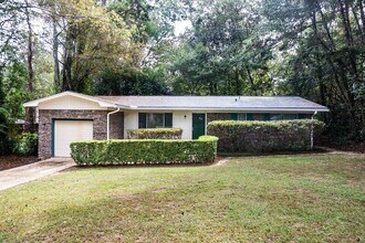 Building Photo - 1409 Lehigh Dr