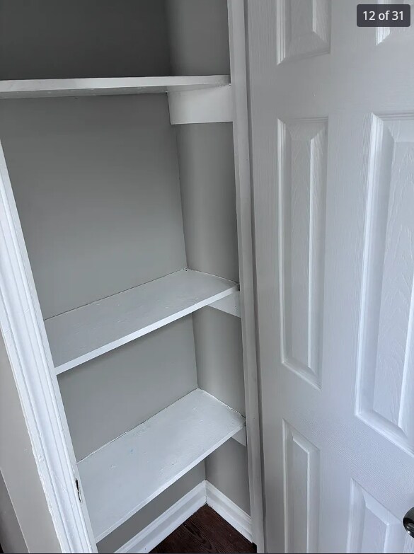 Building Photo - 342X Ravenwood Ave