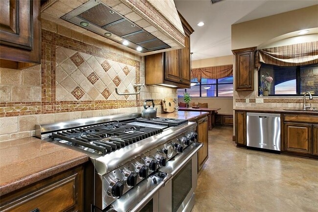 Building Photo - 8205 Asmara Ct