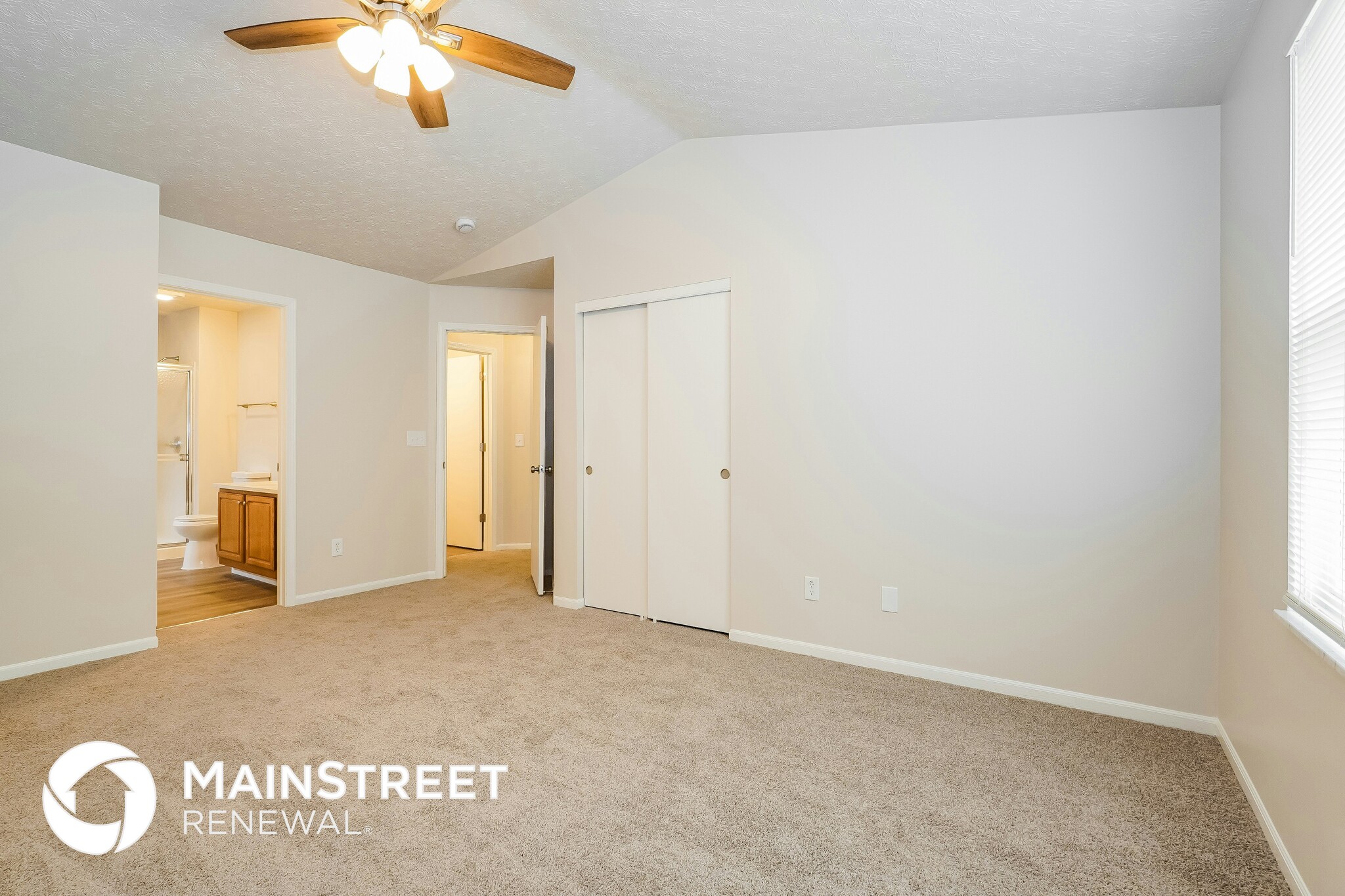 Building Photo - 1599 Covina Dr