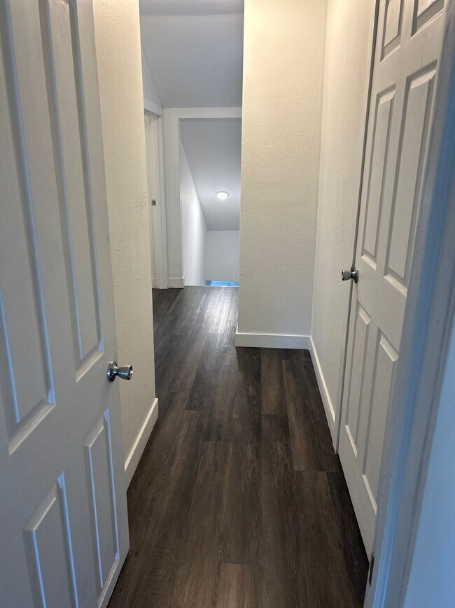 Building Photo - 1411 English Ave