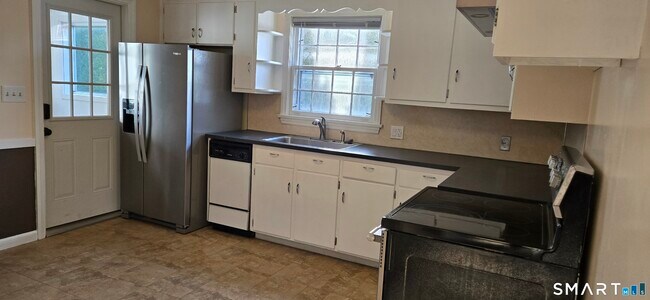 Building Photo - 92 Flagler St