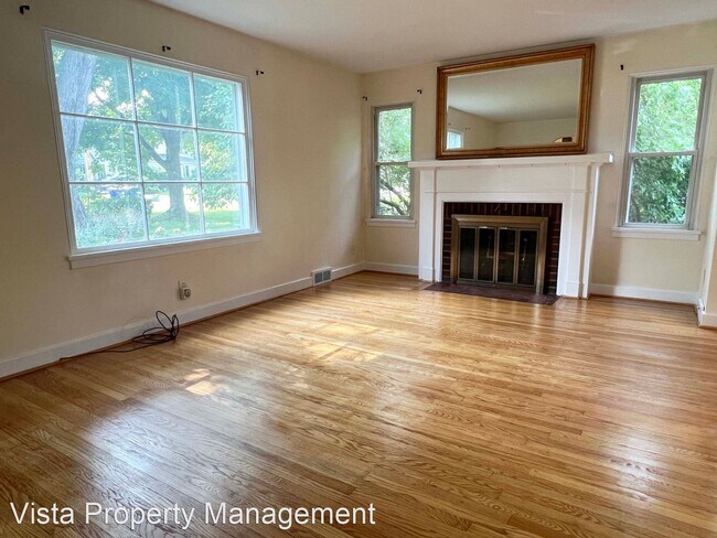 Building Photo - 4 br, 2 bath House - 54 Fisher Rd