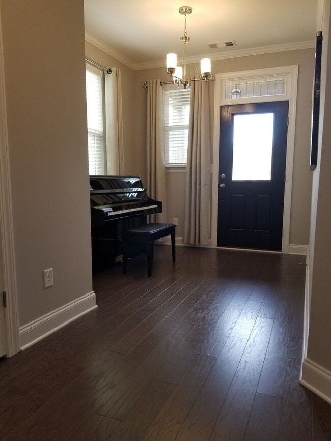 Building Photo - 2 Story 4 Bedroom Home Near Fort Gordon