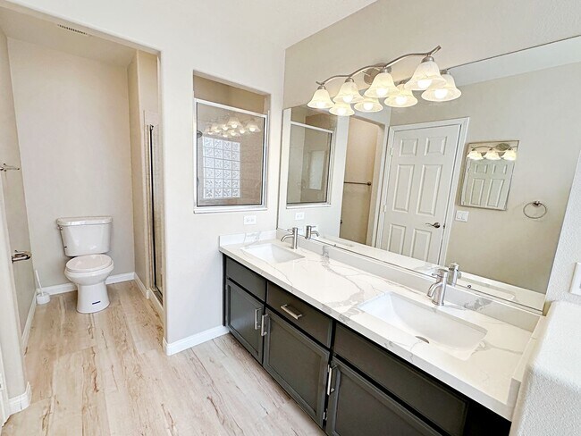 Building Photo - REMODELED 3 BEDROOM HOME IN SOUTH SHORES