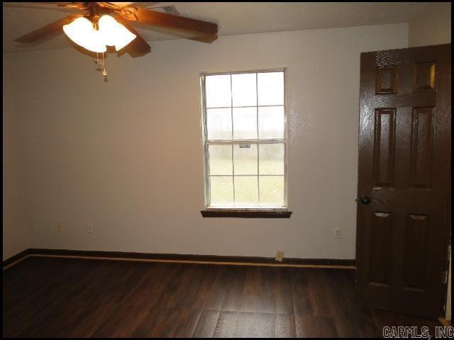 Building Photo - 19 Fox Run Cir