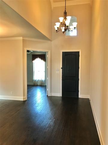 Building Photo - 408 Paluxy Dr