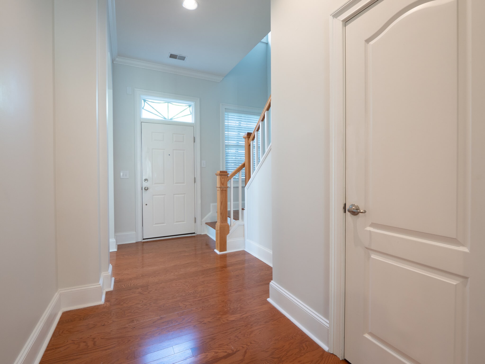 entry hall - 1814 Tennyson Row