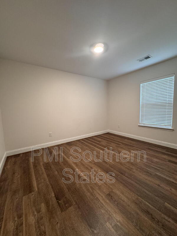 Building Photo - 6 Solis Ct