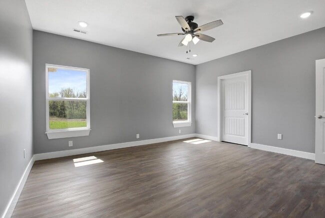 Building Photo - 1808 Sierra